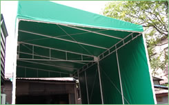 �e�����g�n�E�X���̂S